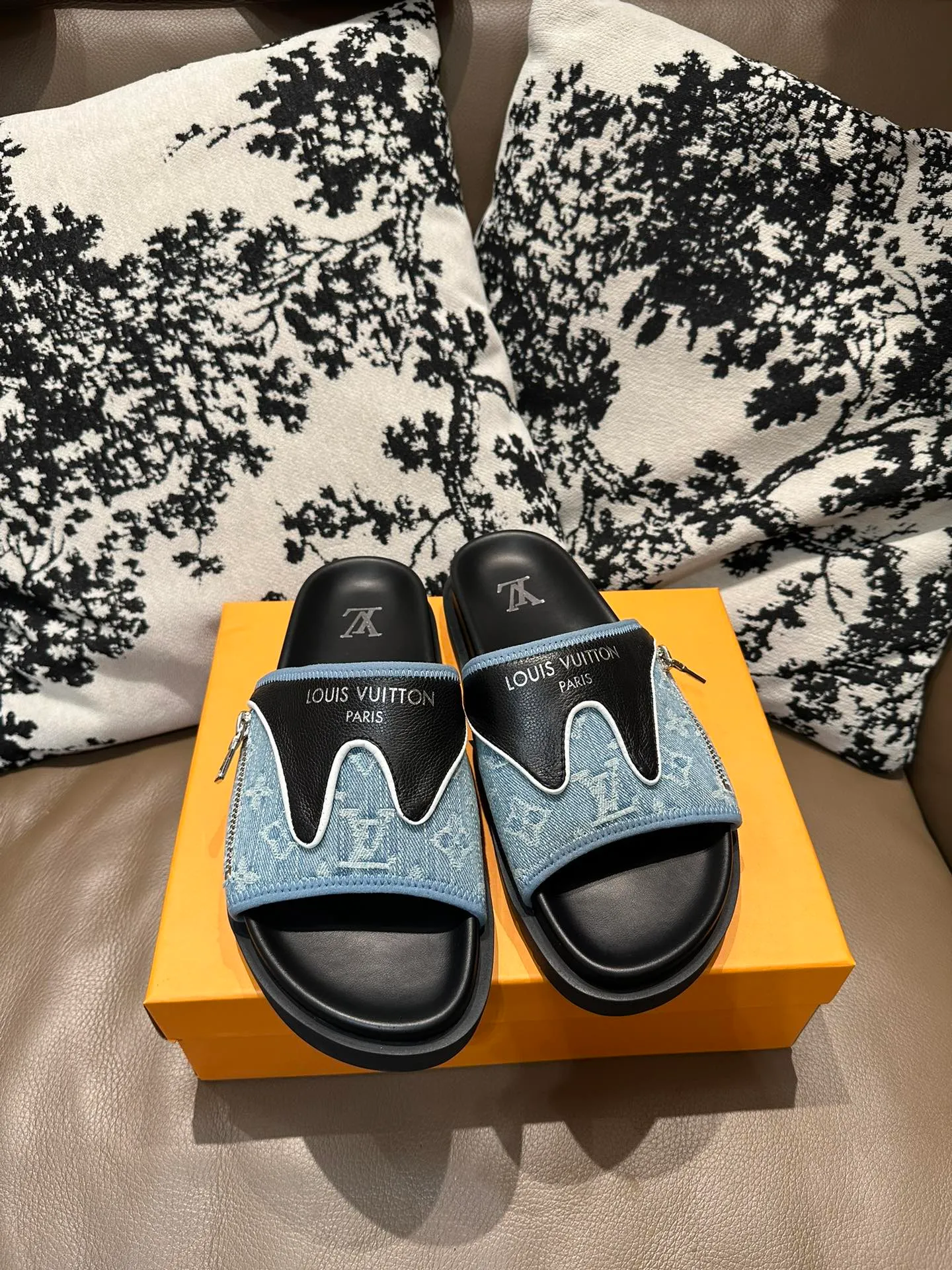 Men's shoes 💰340💰 LV zipper new style, cowhide surface, sheepskin lining, size 36-46